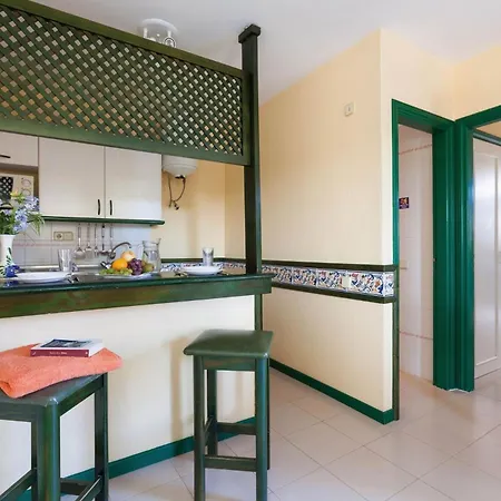 Apartment One Bedroorm Pool View At 200m From The Beach *