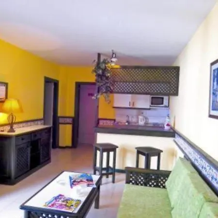 Apartment One Bedroorm Pool View At 200m From The Beach Caleta De Fuste