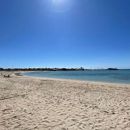 Διαμέρισμα One Bedroorm Pool View At 200m From The Beach *